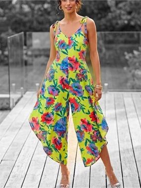 new Vince Camuto jumpsuit asymmetric summer crops w/ pockets chartreuse